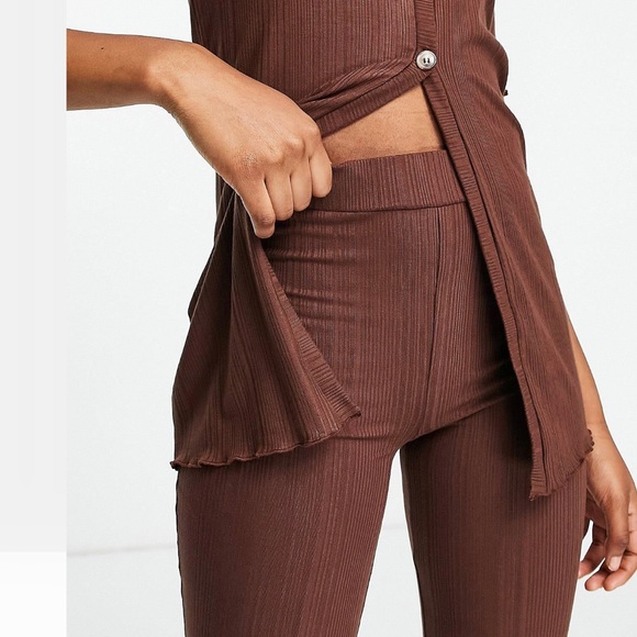 Ribbed flare pants in brown 🤎 part of a set - Picture 4 of 5